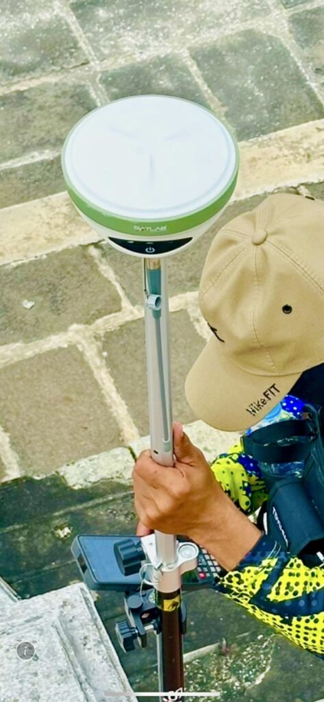 GNSS RTK SATLAB SL900